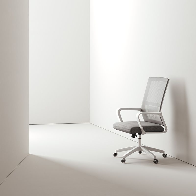 Modern Office Chair Fixed Arms Adjustable Seat Height Chair with Wheels Clearhalo 'furn' 'furn_office_chair' 'Furniture' 'Office Chairs' 'Office Furniture' 'office_chair' 1200x1200_c6bdc58b-a1f4-417e-b1c9-678e3431a2ba