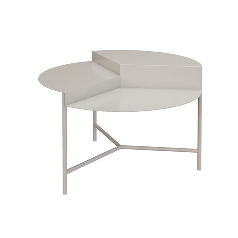 Iron Cocktail Table with 3 Metal Legs and Round Top,Mid-Century Modern Clearhalo 'Coffee & Accent Tables' 'Coffee Tables' 'coffee_tables' 'furn' 'furn_coffee_tables' 'Furniture' 'Living Room Furniture' 1200x1200_c6d59ef8-7968-4a3e-b26e-1c1d5532a248