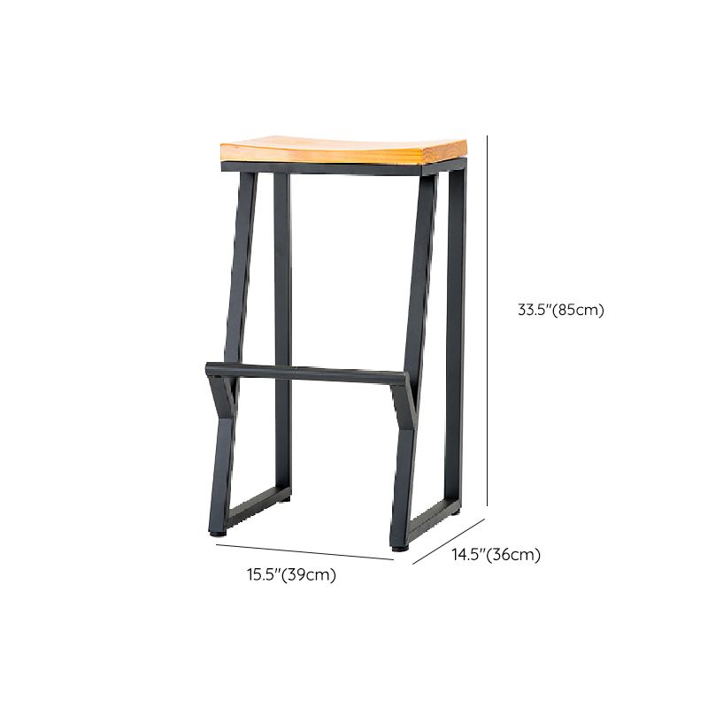 Contemporary Metal Counter Stool Wood Seat Bar Stool for Living Room Clearhalo 'Bar Furniture' 'Bar Stools' 'bar_stools' 'furn' 'furn_bar_stools' 'Furniture' 'Kitchen & Dining Furniture' 1200x1200_c757b0dc-ec6f-44a6-87ff-b99de9fc7f70