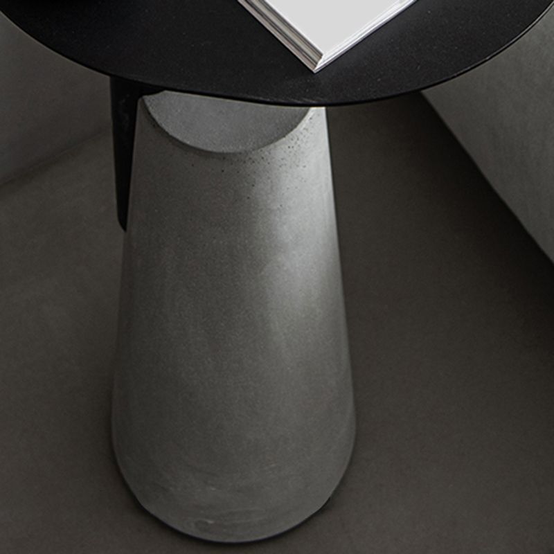 Round 1 Single Coffee Table Metal Cocktail Table with Cement Pedestal