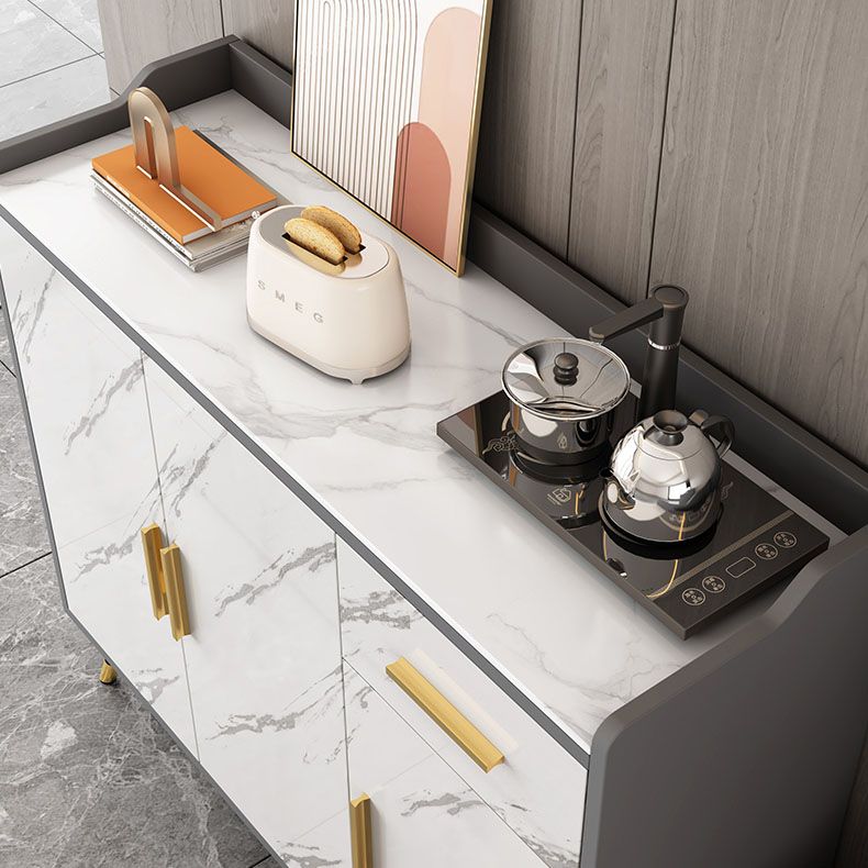 引き出しとキャビネットを備えたモダンなスタイルのサイドボアストーンサイドボード