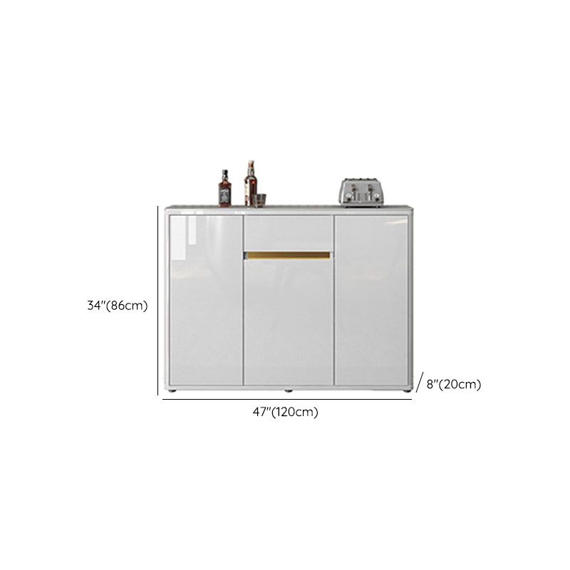 Credenza in pietra a buffet moderno con armadi e cassetti