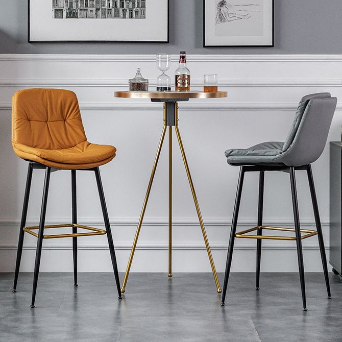 Modern Round Bar Table Artificial Wood Table Metal Base for Balcony Clearhalo 'Bar Furniture' 'Bar Tables' 'bar_tables' 'furn' 'furn_bar_tables' 'Furniture' 'Kitchen & Dining Furniture' 1200x1200_c78ba859-af9d-41cb-8fae-0e43c6cef682