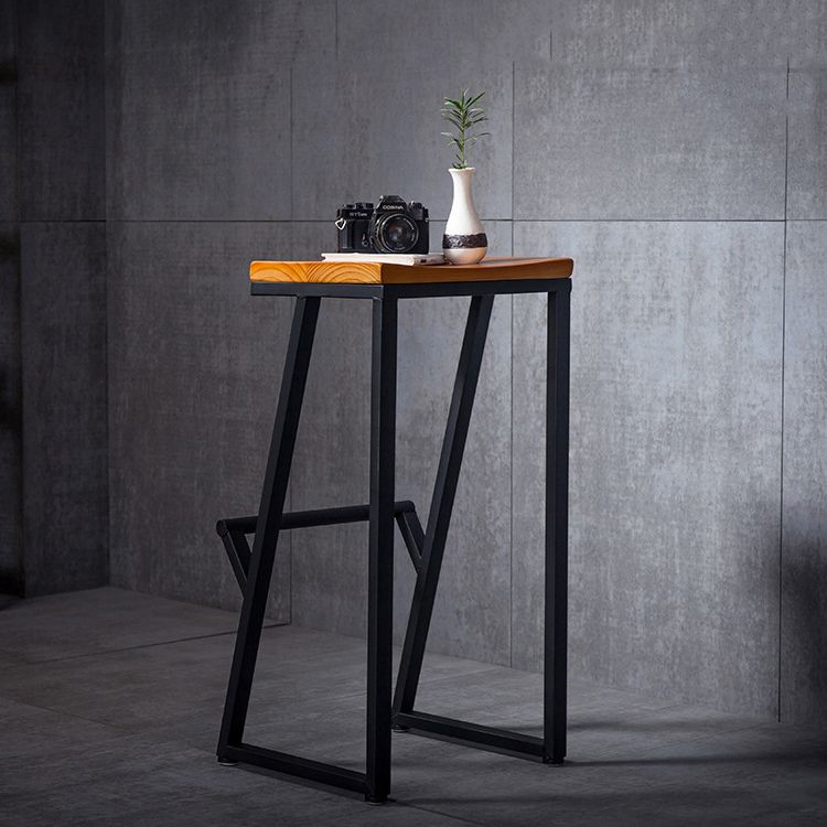 Industrial Bar and Counter Stool Backless Stool with Sled Base in Black Clearhalo 'Bar Furniture' 'Bar Stools' 'bar_stools' 'furn' 'furn_bar_stools' 'Furniture' 'furniture_bar_stools' 'Kitchen & Dining Furniture' 1200x1200_c808a0c4-b9d6-4f50-8d4b-bec9bdd80178