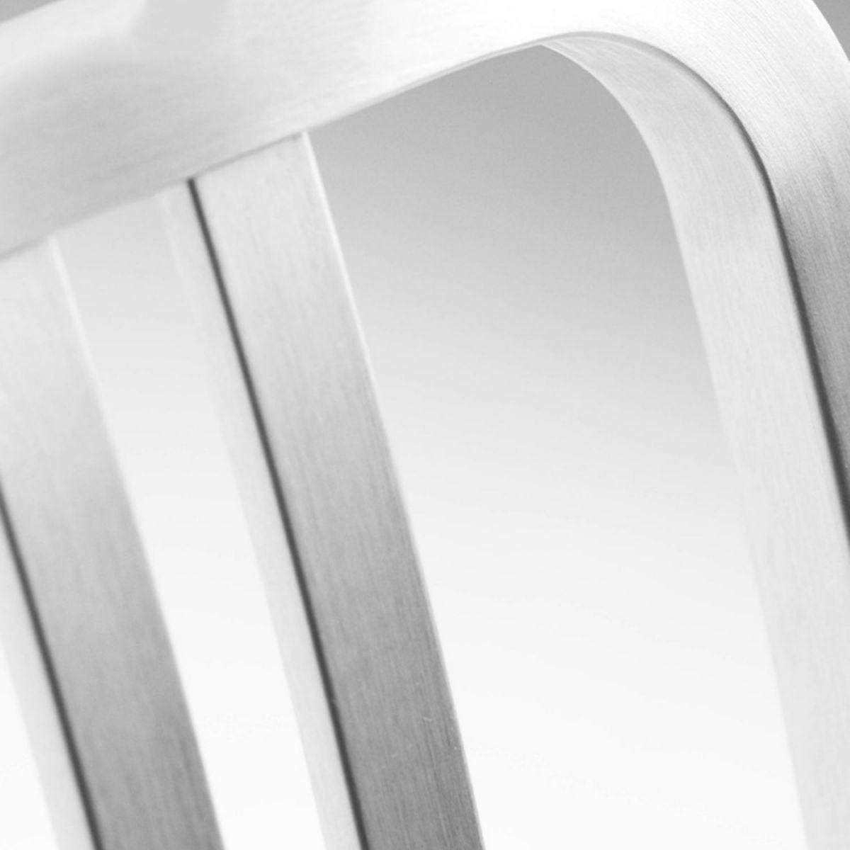 Contemporary Metal Backrest Counter High Stool in Silver for Home Use Clearhalo 'Bar Furniture' 'Bar Stools' 'bar_stools' 'furn' 'furn_bar_stools' 'Furniture' 'Kitchen & Dining Furniture' 1200x1200_c812a45e-0b9b-4fae-9dc9-cd5ac3b4bda9