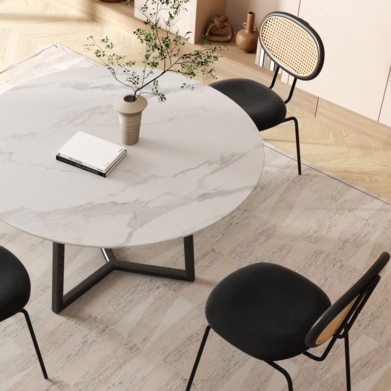 Moderne eenvoudige zijstoel gestoffeerde eetkamerstoel met metalen basis voor keuken