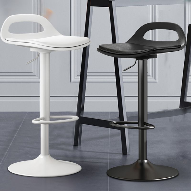 Modern Adjustable Height Swivel Low Back Bar Stool with Footrest Clearhalo 'Bar Furniture' 'Bar Stools' 'bar_stools' 'furn' 'furn_bar_stools' 'Furniture' 'Kitchen & Dining Furniture' 1200x1200_c860e66e-b593-47fd-bc80-92ffb771be4a