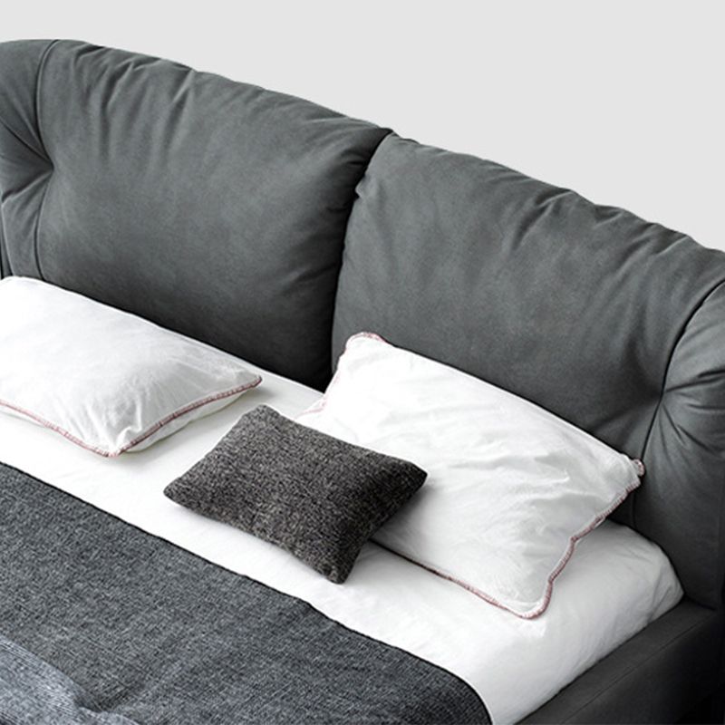 Grijs standaardbed met rechthoekig paneelhoofdeinde en metalen benen