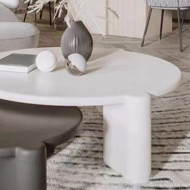 Modern Style Round Solid Wood Table with 3 Legs Base Design Coffee Table