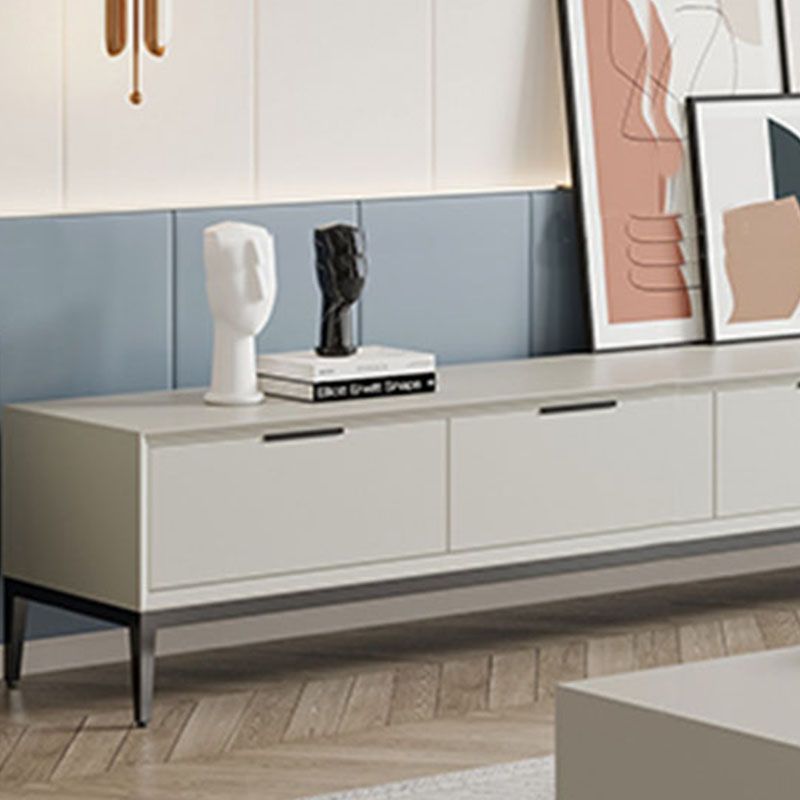 Scandinavische tv -standaard houten tv -console met 4 zachte close -laden