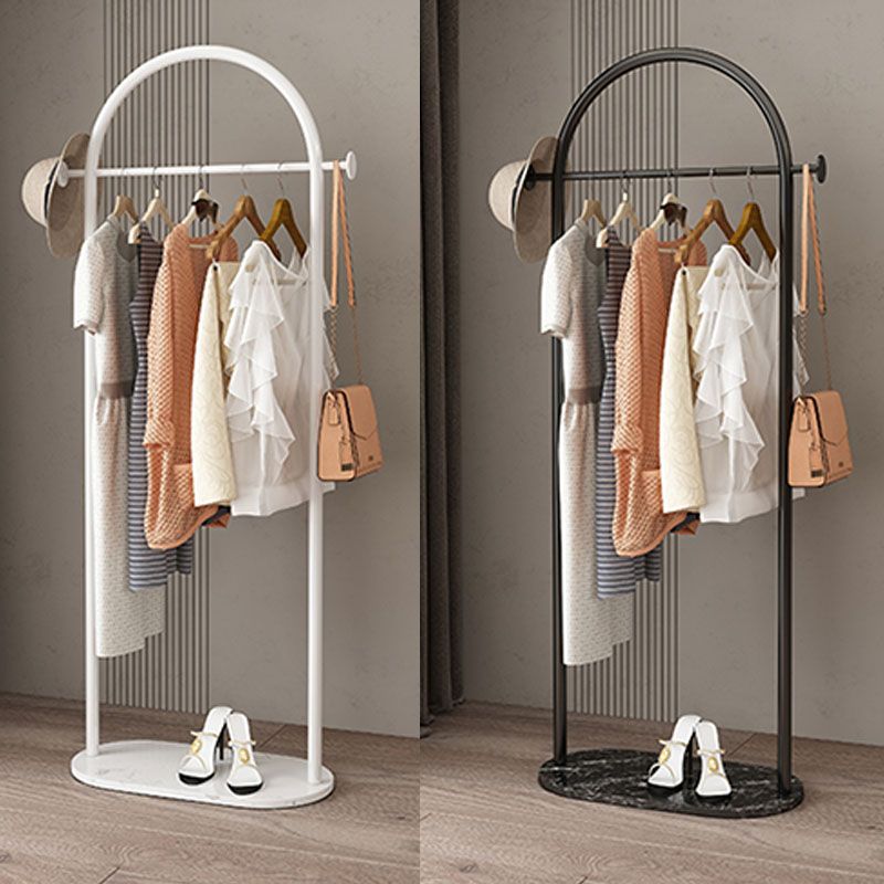 Moderne Style Coat Rack Metallic Free Standing Hooks Design Deck Rack mit Regalen