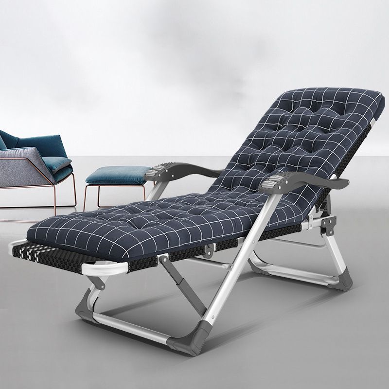 Modern Style Metal Frame Standard Recliner Foldable Recliner Chair Clearhalo 'Chairs & Seating' 'furn' 'furn_recliners' 'Furniture' 'Living Room Furniture' 'Recliners' 1200x1200_c924eed9-4c1a-4dbd-a296-2dfa3f0ac11b