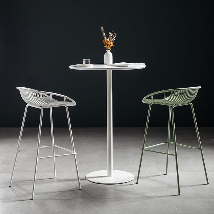 41.3"H Modern Pub Table Solid Wood Bar Height Round Bar Table Clearhalo 'Bar Furniture' 'Bar Tables' 'bar_tables' 'furn' 'furn_bar_tables' 'Furniture' 'Kitchen & Dining Furniture' 1200x1200_c929bfc4-5e04-42af-953c-2d5ac632b415