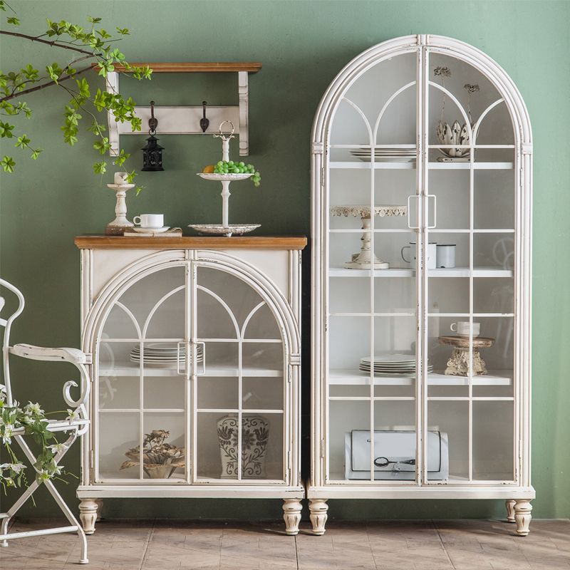 Armoire à plateau de planche latérale contemporaine avec portes pour la cuisine