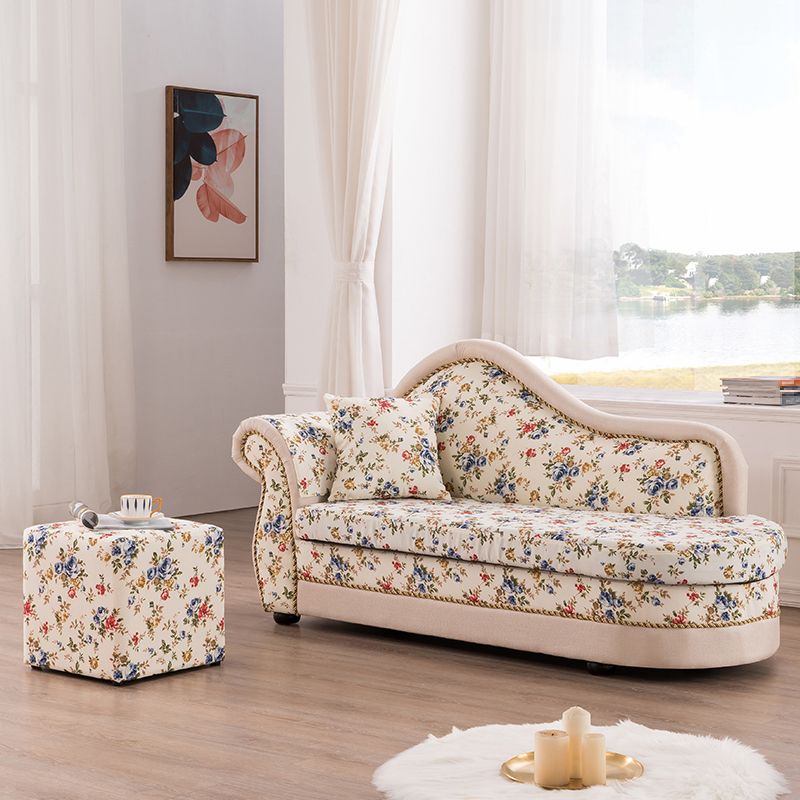 Traditionele fauteuil met één arm en gerolde armleuningen