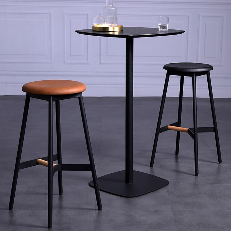 Scandinavian Black Counter Stools Metal Wood Backless Bar Stools with Round Seat Clearhalo 'Bar Furniture' 'Bar Stools' 'bar_stools' 'furn' 'furn_bar_stools' 'furniture_bar_stools' 'Kitchen & Dining Furniture' 'kitchen&dining_furn' 'kitchen' 'kitchen_furn' Furniture' 1200x1200_c9511b1a-6fba-4115-9139-abefb40d8959