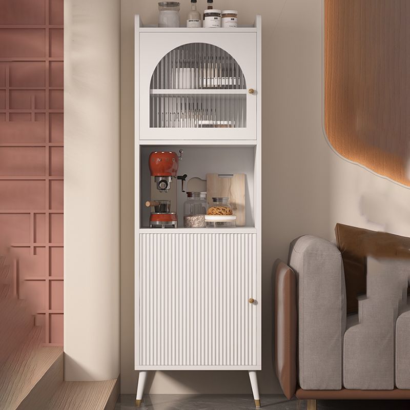 Armadietto contemporaneo in legno in legno in bianco con porte di vetro