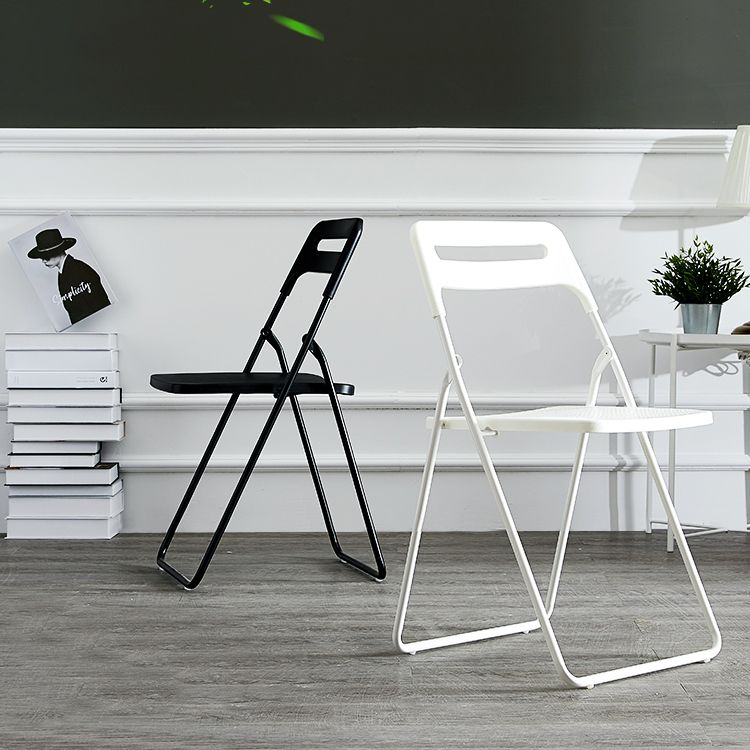 Modern Indoor-Outdoor Metal Side Chair Folding Armless Dining Side Chair Clearhalo ' kitchen&dining_furn' 'Dining Chairs' 'Dining Tables & Seating' 'dining_chair' 'furn' 'furn_dining_chair' 'Furniture' 'furniture_dining_chair' 'Kitchen & Dining Furniture' 'kitchen' 1200x1200_c97abb91-b32d-4856-9b9b-aa68ce752d2d