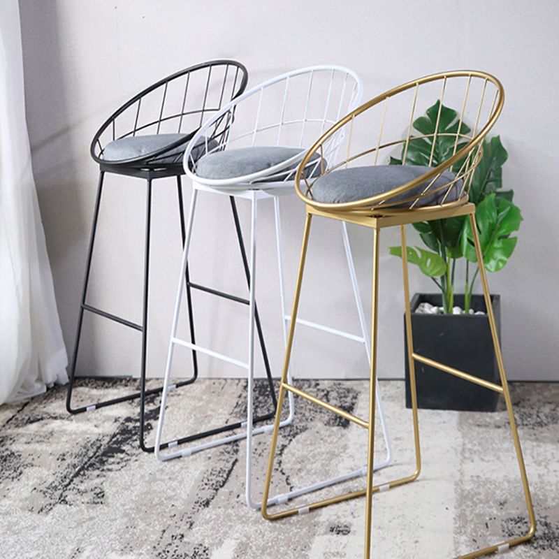 Modern Style Bar-stool Iron Sled Legs Barstool with Footrest and Cushion Clearhalo 'Bar Furniture' 'Bar Stools' 'bar_stools' 'furn' 'furn_bar_stools' 'furniture_bar_stools' 'Kitchen & Dining Furniture' 'kitchen&dining_furn' 'kitchen' 'kitchen_furn' Furniture' 1200x1200_c9c1d605-5334-4a86-bf79-5791c7ee0446