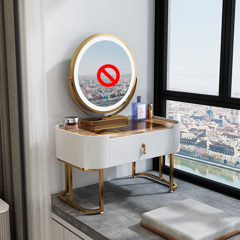 Coiffeur de vanité glamour en verre