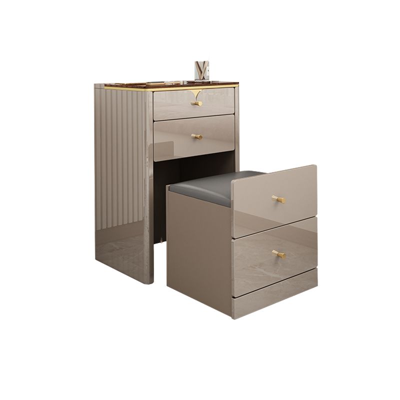 Cadre rocheux de style moderne commode de tiroir en bois massif en bois massif gris / marron clair