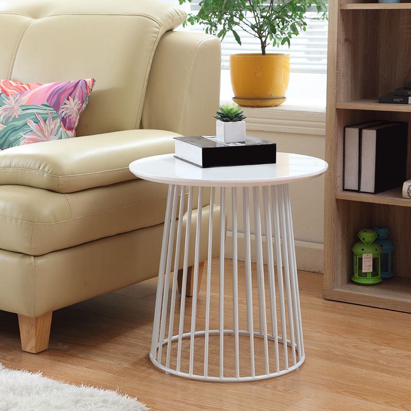 Metal Round Frame Side Table Contemporary Simple Dia 19.7" End Table Clearhalo 'Coffee & Accent Tables' 'End & Side Tables' 'end_side_tables' 'furn' 'furn_end_side_tables' 'Furniture' 'Living Room Furniture' 1200x1200_ca3a95c3-c883-4bbd-975b-971ba6df2e45