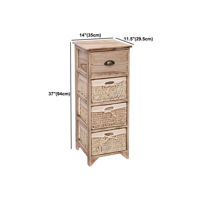 Coffre d'accent contemporain avec des tiroirs et des paniers en naturel