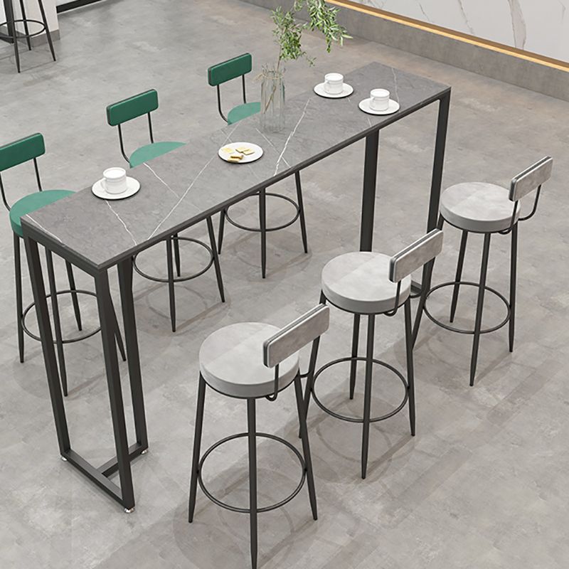 Industrial Style Bar Table 42-inch Height Black Iron Pedestal Bistro Table Clearhalo 'Bar Furniture' 'Bar Tables' 'bar_tables' 'Furniture' 'furniture_bar_tables' 'Kitchen & Dining Furniture' 1200x1200_ca4bca42-d706-49c6-b4ed-650db46ec514