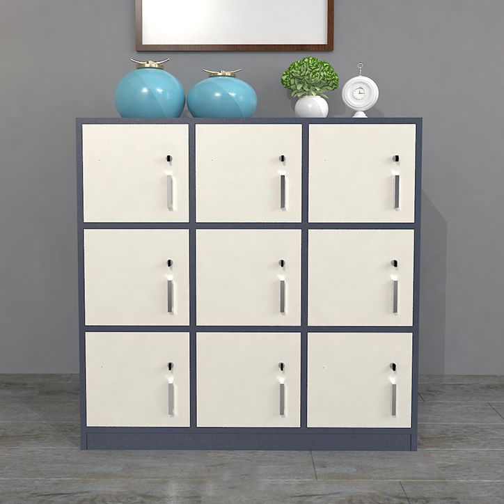 Gabinete de almacenamiento moderno de acabado mate de madera fabricada con puertas con bisagras