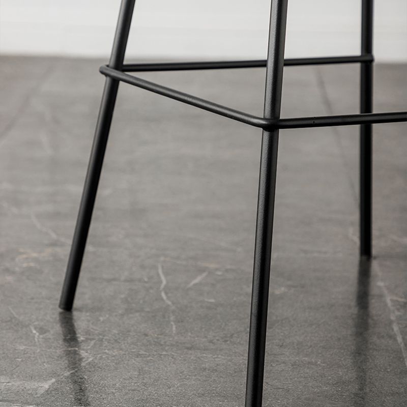 Industrial Style Bar-stool PU Leather Counter Bar Stool with Metal Legs Clearhalo 'Bar Furniture' 'Bar Stools' 'bar_stools' 'furn' 'furn_bar_stools' 'Furniture' 'furniture_bar_stools' 'Kitchen & Dining Furniture' 1200x1200_caa14ba4-c8c9-4724-a355-fdcd83eeebff