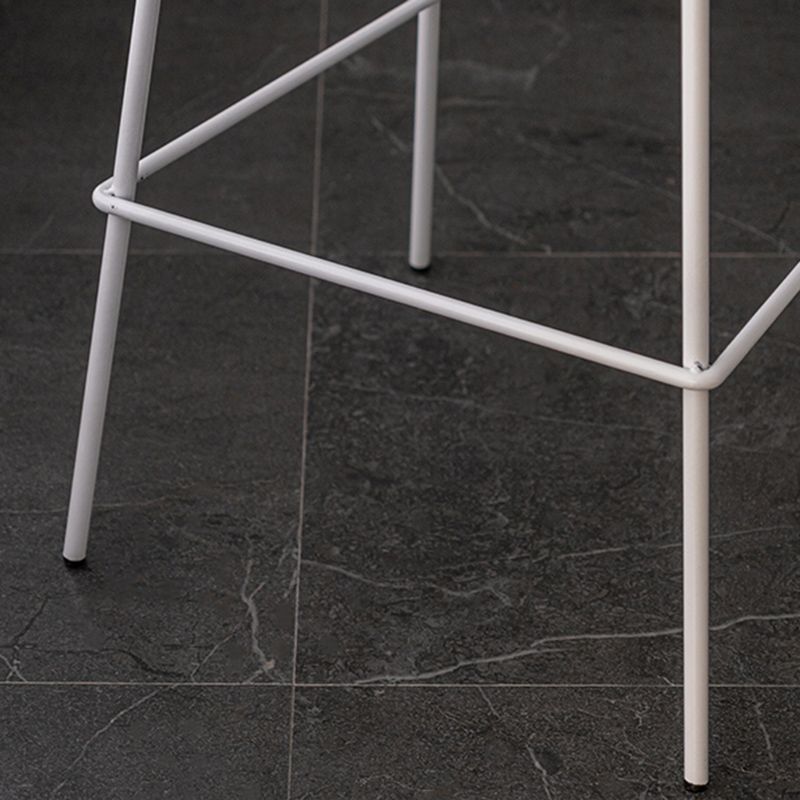 Scandinavian Milk Tea Shop Footrest Stool Matte Finish Iron Bar Stool Clearhalo 'Bar Furniture' 'Bar Stools' 'bar_stools' 'furn' 'furn_bar_stools' 'Furniture' 'furniture_bar_stools' 'Kitchen & Dining Furniture' 1200x1200_caaa25b6-6c27-4f89-819f-dc3f39cd086a