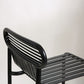 Quadratisches Industrie-Stehtisch-Set, 1/2-teiliger Thekentisch mit hohen Eisenhockern