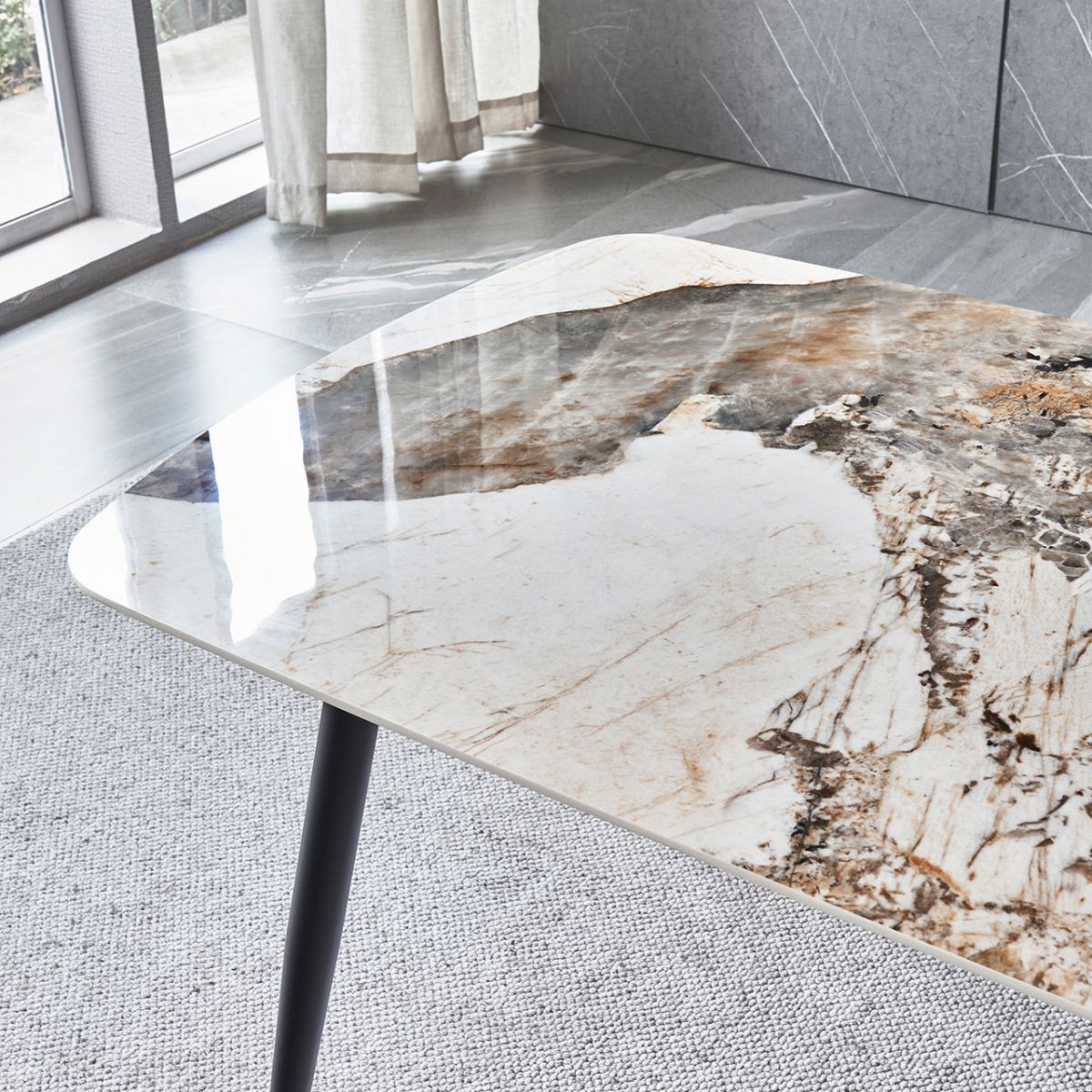 Zeitgenössischer Stein Esstisch Set 1