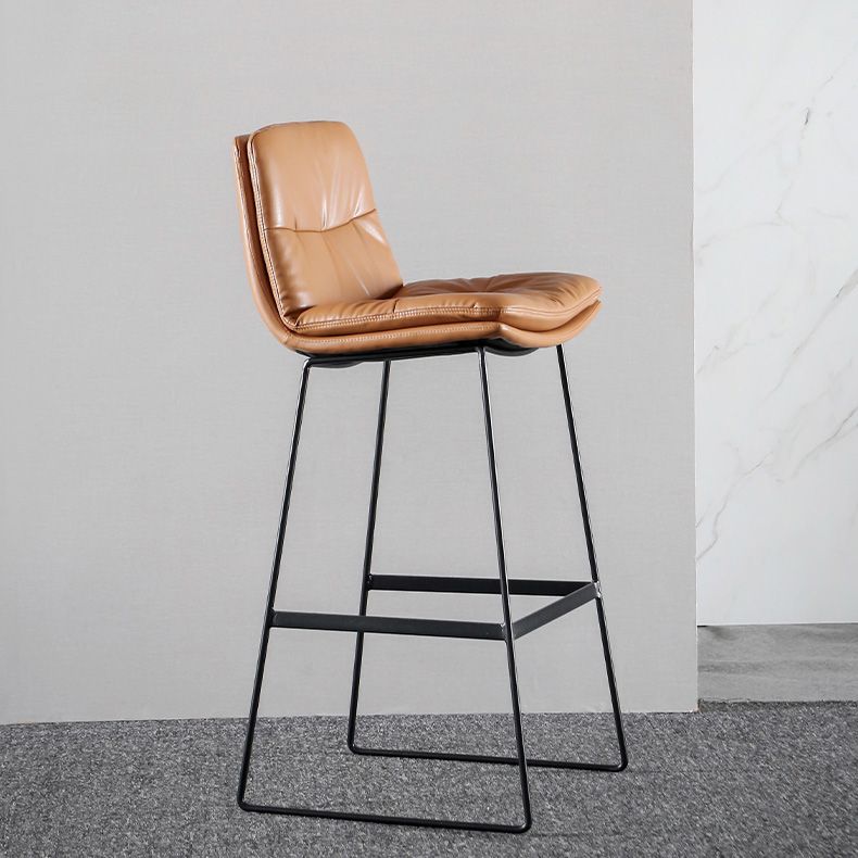 Modern Restaurant Leather Stool Matte Finish Footrest Low Back Barstool Clearhalo 'Bar Furniture' 'Bar Stools' 'bar_stools' 'furn' 'furn_bar_stools' 'Furniture' 'furniture_bar_stools' 'Kitchen & Dining Furniture' 1200x1200_caca8744-f69d-4796-aa19-551e88020372