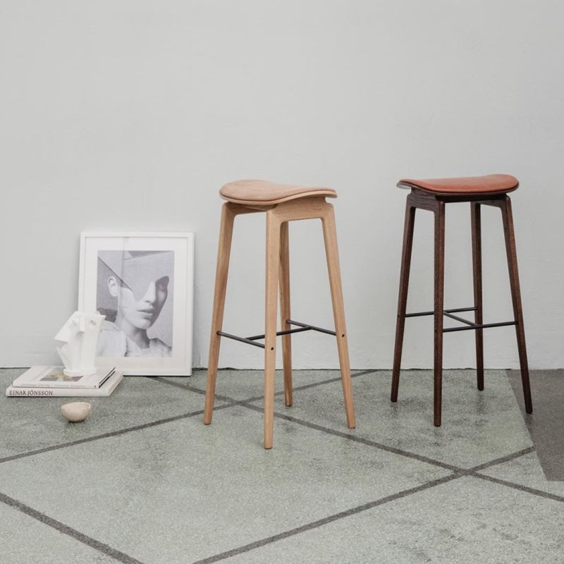 Industrial Solid Wood Stool Saddle Seat Stool for Living Room Clearhalo 'Bar Furniture' 'Bar Stools' 'bar_stools' 'furn' 'furn_bar_stools' 'Furniture' 'Kitchen & Dining Furniture' 1200x1200_caeafb7b-78a4-4752-b700-3ef1bea35013