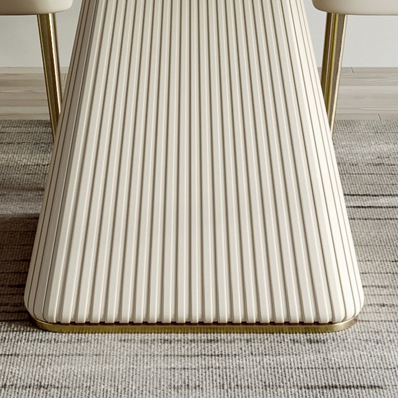 Mesa de comedor de comedor superior de piedra con base de pedestal en blanco