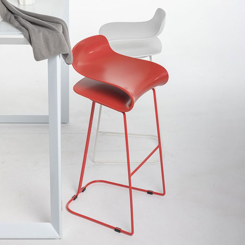 Nordic Stainless Steel Simple Barstool Low Back Indoor Tall Stool with Plastic Seat Clearhalo 'Bar Furniture' 'Bar Stools' 'bar_stools' 'furn' 'furn_bar_stools' 'Furniture' 'furniture_bar_stools' 'Kitchen & Dining Furniture' 1200x1200_cb79302b-3e75-4891-9817-9172f579e30c