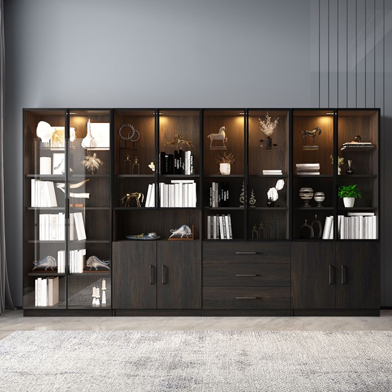 Scandinavische faux houten opbergkast glazen deuren displaykast voor woonkamer