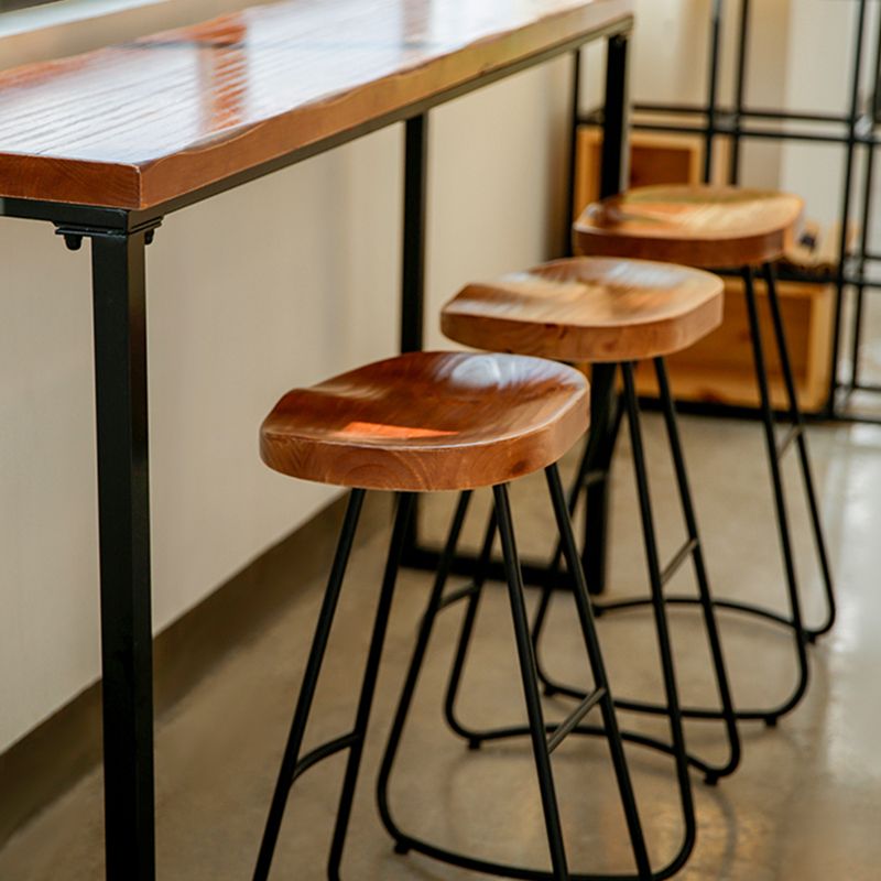 工業バーの高さテーブルソリッドウッドトップビストロバーテーブルと架台ベース