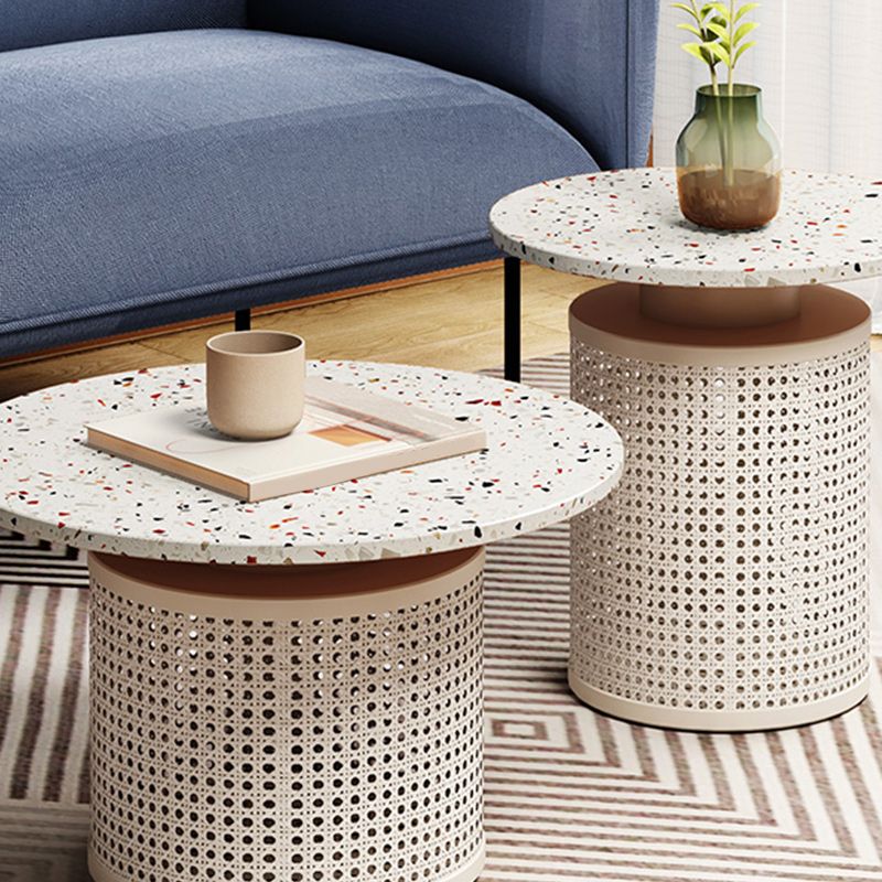 Eigentijdse ronde cocktailtafel met leistenen frame koffiecocktailtafel