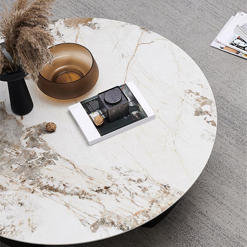 Table basse avec plateau en pierre avec 3 pieds en métal de 15,75 pouces de haut pour le salon