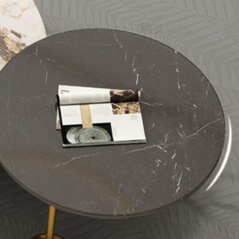 Tavolino rotondo in ardesia a tre zampe contemporanea tavolo da cocktail bianco