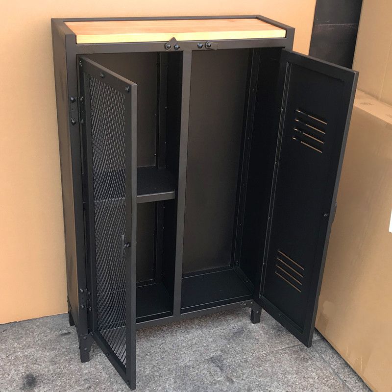 工業スタイル39.4 "背の高いチェスト2-黒のドア鉄のアクセントキャビネット