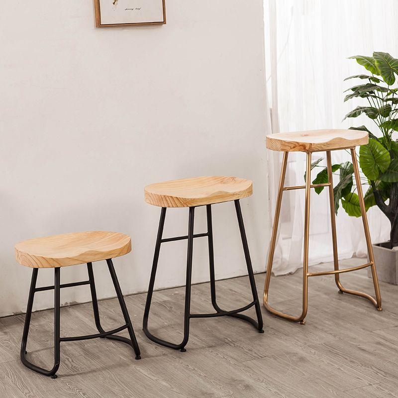 Modern Armless Backless Counter Stool Iron Bar Stool with Wooden Seat