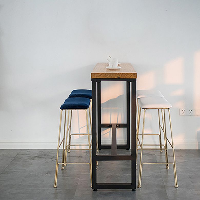 Glam Metallhocker gepolsterte Thekenhocker im matten Finish für Innenräume