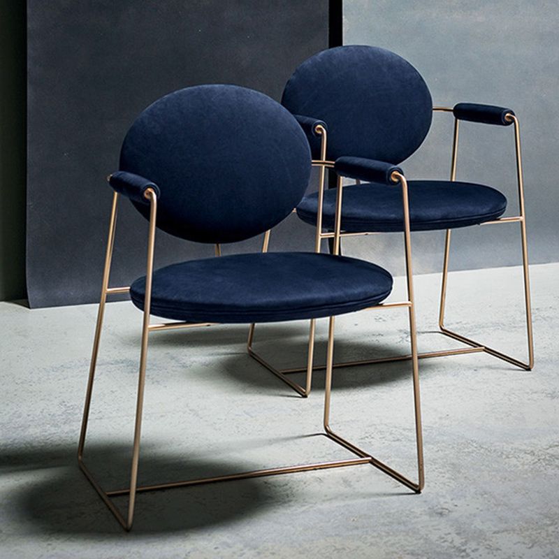 Sillas de comedor de Velvet Glam Velvet Silla de comedor de brazo de metal para uso en el hogar