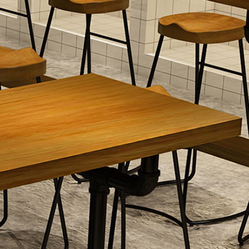 Rechteckige Stangenhöhe Tisch schwarze Beine und Metallbasis -Bistro -Stangentisch