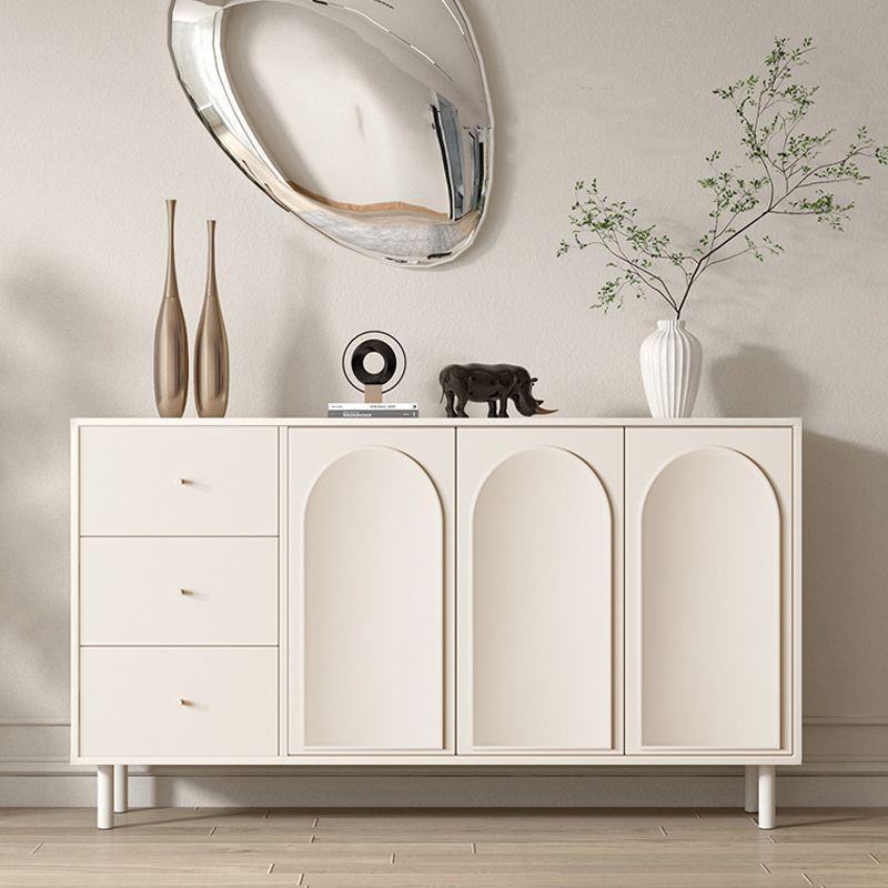 リビングルーム用のドア付きモダンなダイニングサーバーエンジニアリングウッドビュッフェサーバー