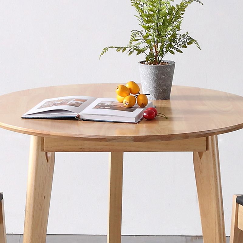 Round Shape Modern Dining Table Wood Color Fixed Table with Rubberwood Solid Wood Clearhalo ' dining_table' 'Dining Tables & Seating' 'Dining Tables' 'furn' 'furn_dining_table' 'Furniture' 'furniture_dining_table' 'Kitchen & Dining Furniture' 'kitchen&dining_furn' 'kitchen' 'kitchen_dining_table' 1200x1200_cd0b04ed-457e-4969-baa6-56713f940879