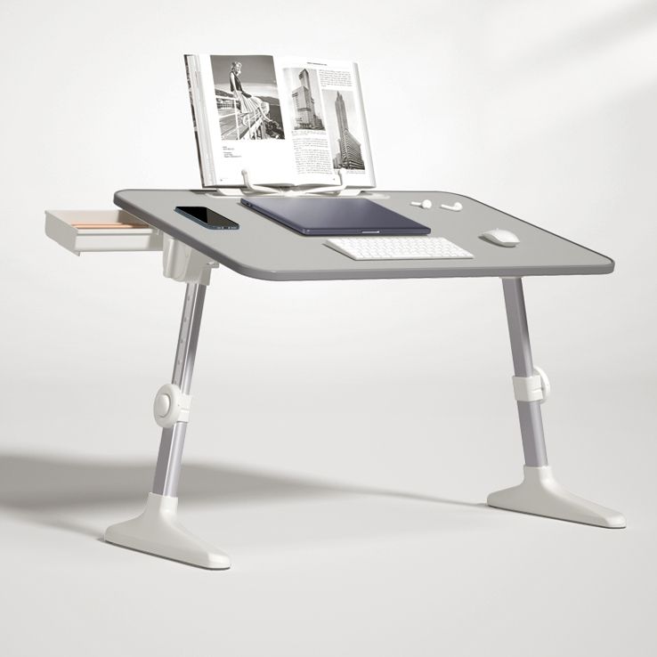 Escritorio de oficina rectangular de estilo moderno.